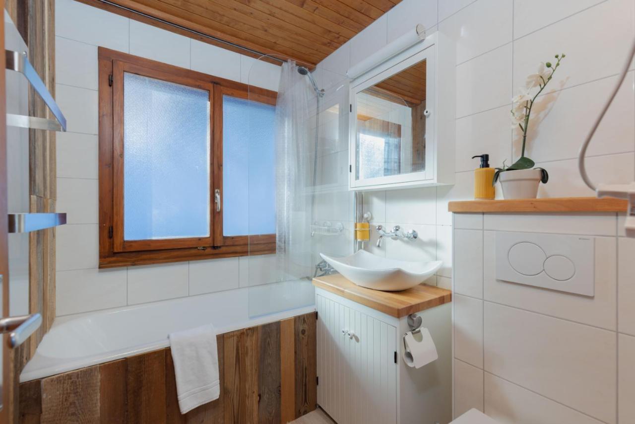 Chalet Noisette Authentic Swiss Chalet Perfect For Families La Tzoumaz Bagian luar foto